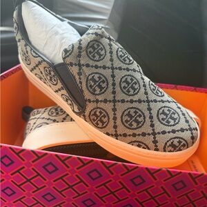 Tory Burch Black and Cream Logo Canvas Slip-On Sneakers